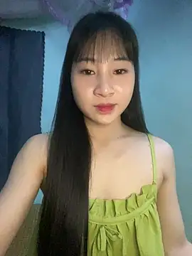 Snapshot of banlinh004 chatting on 13, 6, 2026 banlinh004 online show from 13, 6, 2026