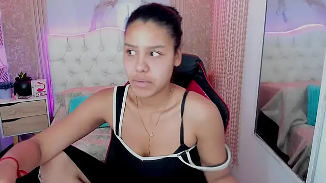 Snapshot of AriaVega chatting on 1, 3, 2026 AriaVega online show from 1, 3, 2026