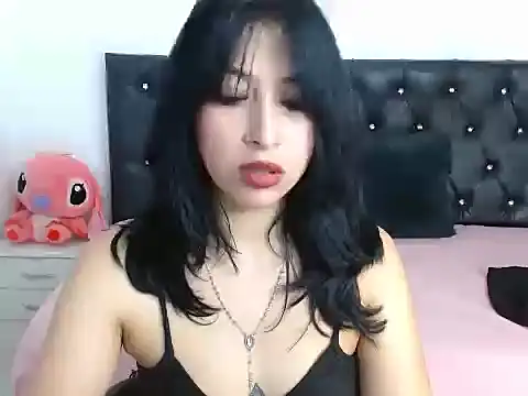 annyrusso online show from 15, 12, 2025