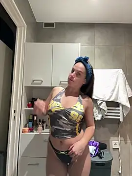 bebecita x online show from 1, 11, 2025