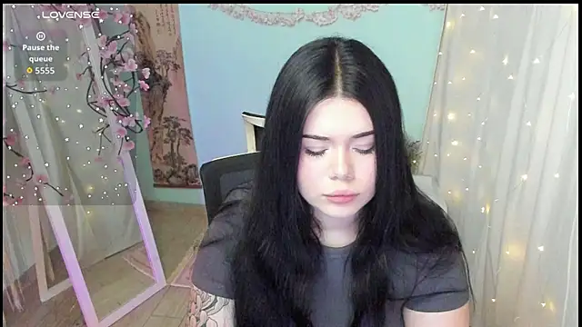 Mona Esty online show from 16, 3, 2026