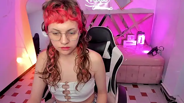 Jelly v online show from 12, 10, 2025