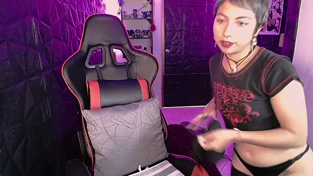 lunarichy22 online show from 16, 2, 2026