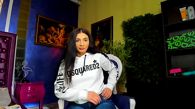 nicolepalmer online show from 22, 4, 2026