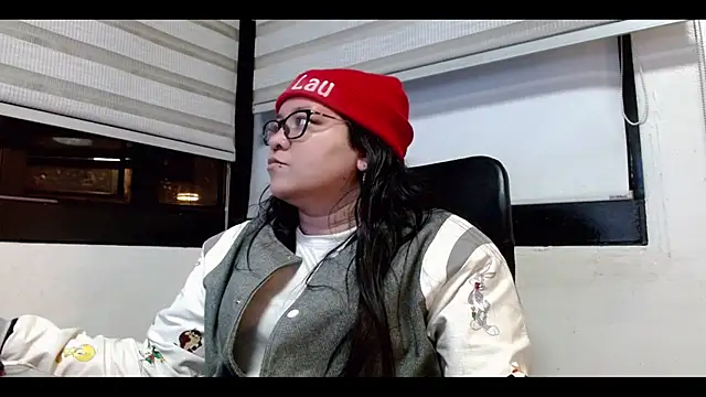 Snapshot of Xander_Taylor_ chatting on 25, 10, 2025 Xander Taylor  online show from 25, 10, 2025