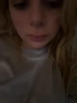 Snapshot of clarissetriolett chatting on 4, 10, 2025 clarissetriolett online show from 4, 10, 2025