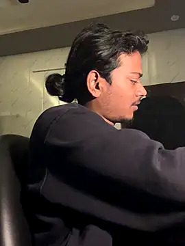 Ujjwallkumar0069 online show from 19, 12, 2025