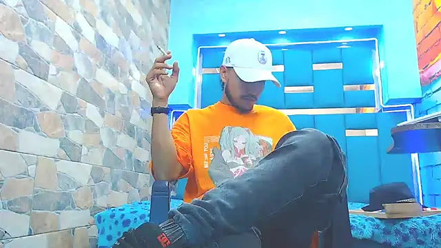Snapshot of dazo_vnzl12 chatting on 7, 10, 2025 dazo vnzl12 online show from 7, 10, 2025