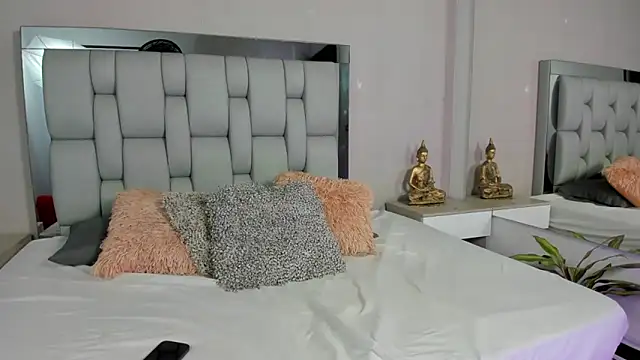 MarianaMiller1 online show from 30, 10, 2025