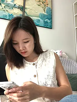 Snapshot of Mile-m chatting on 21, 5, 2026 Mile-m online show from 21, 5, 2026