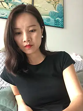 Snapshot of Mile-m chatting on 25, 6, 2026 Mile-m online show from 25, 6, 2026