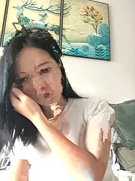 Snapshot of Mile-m chatting on 30, 6, 2026 Mile-m online show from 30, 6, 2026