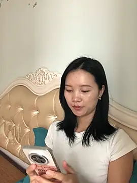 Snapshot of Mile-m chatting on 1, 7, 2026 Mile-m online show from 1, 7, 2026
