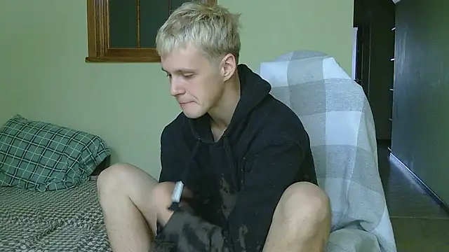 Snapshot of _Timmy_Boy_ chatting on 20, 10, 2025 Timmy Boy online show from 20, 10, 2025