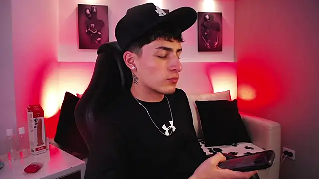 MateoMitchell online show from 16, 1, 2026