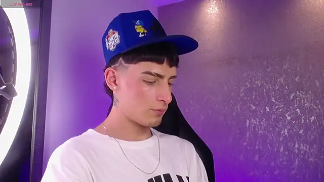 Snapshot of MateoMitchell chatting on 20, 4, 2026 MateoMitchell online show from 20, 4, 2026