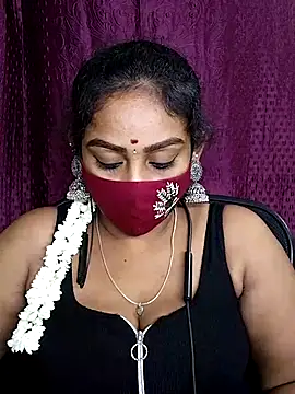 Snapshot of tamil_Monisha chatting on 14, 7, 2026 tamil Monisha online show from 14, 7, 2026