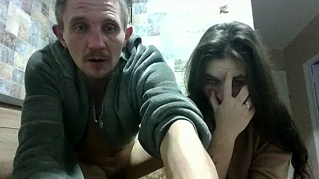 Twolatte1520 online show from 6, 2, 2026