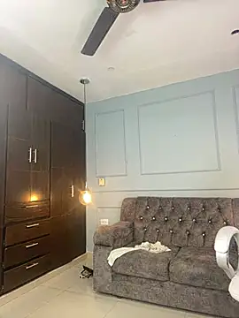 Rose monroee online show from 13, 1, 2026