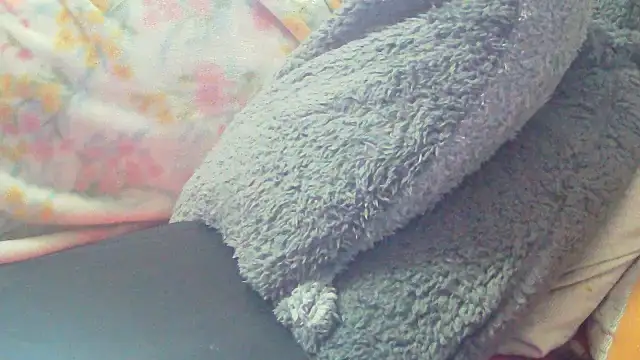 Playful MILF Demi online show from 3, 12, 2025