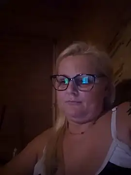 NieMaJazdyBezGwiazdy7883 online show from 1, 11, 2025