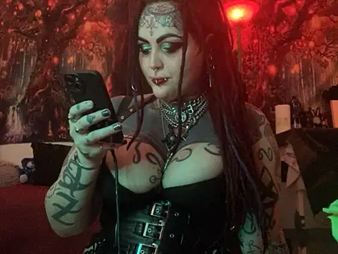 Snapshot of nyxvelon chatting on 21, 2, 2026 nyxvelon online show from 21, 2, 2026