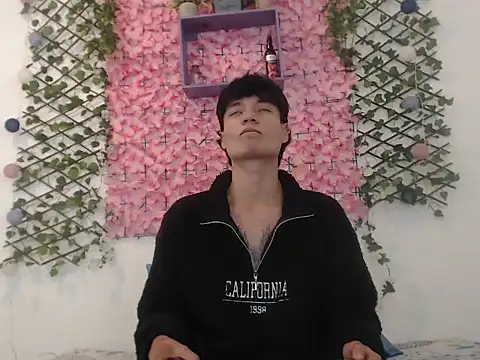 alex russo   online show from 17, 10, 2025