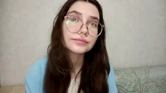 StacyMillerBom online show from 16, 10, 2025