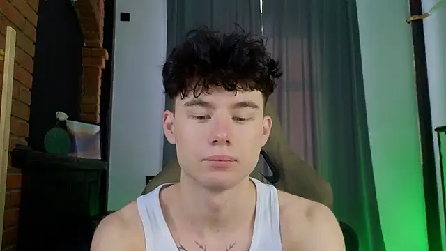 Cute Mike online show from 4, 3, 2026