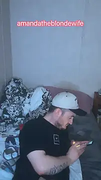 amandatheblondewife online show from 2, 4, 2026