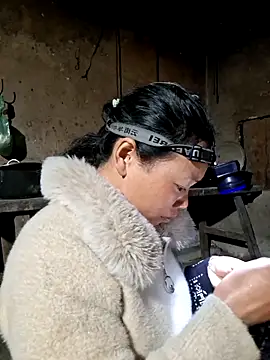 miomio-12 online show from 20, 2, 2026