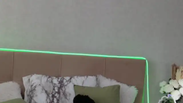 Snapshot of DianaRizz chatting on 3, 11, 2025 DianaRizz online show from 3, 11, 2025