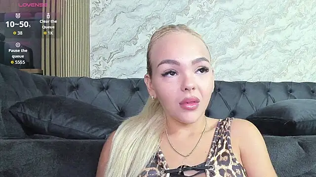 Daisy Abby03 online show from 11, 10, 2025