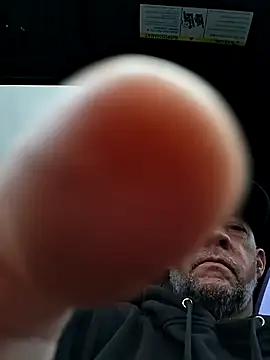 Snapshot of moonbeam37 chatting on 29, 11, 2025 moonbeam37 online show from 29, 11, 2025