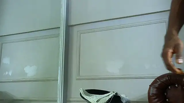 Snapshot of DereckWolf_ chatting on 29, 10, 2025 DereckWolf online show from 29, 10, 2025