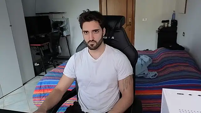 Snapshot of Al3xox02 chatting on 28, 2, 2026 Al3xox02 online show from 28, 2, 2026