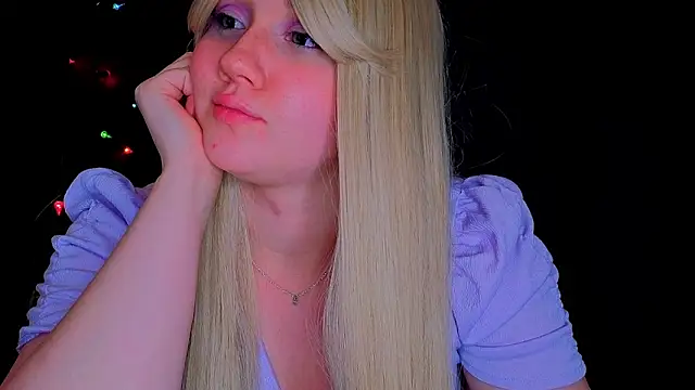 Darling Bri  online show from 14, 10, 2025