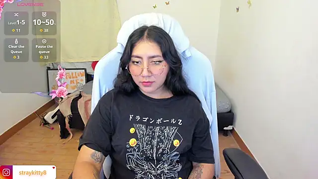 Snapshot of LoveLyy- chatting on 12, 10, 2025 LoveLyy- online show from 12, 10, 2025