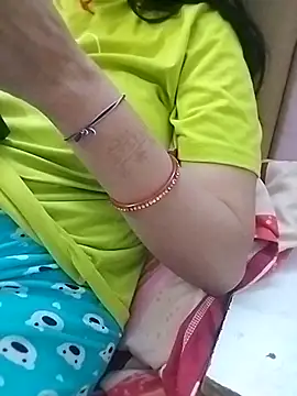 Snapshot of Priyanka_17 chatting on 16, 10, 2025 Priyanka 17 online show from 16, 10, 2025