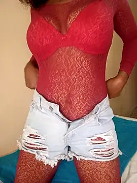 NiaAmour online show from 17, 11, 2025