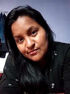 lucia00xx online show from 3, 3, 2026