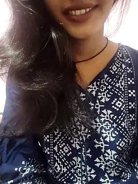 Snapshot of anjali2351 chatting on 23, 11, 2025 anjali2351 online show from 23, 11, 2025