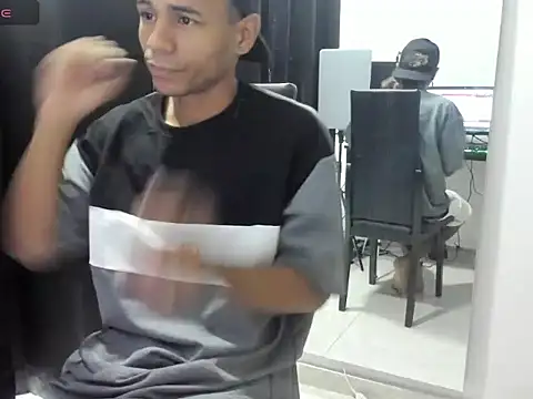 Snapshot of Baby_Latin chatting on 28, 10, 2025 Baby Latin online show from 28, 10, 2025