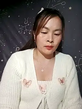 Snapshot of lucky774- chatting on 23, 11, 2025 lucky774- online show from 23, 11, 2025