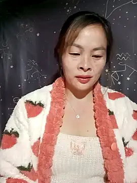 Snapshot of lucky774- chatting on 28, 11, 2025 lucky774- online show from 28, 11, 2025