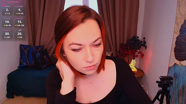 Snapshot of Serena_Foxxx chatting on 27, 7, 2026 Serena Foxxx online show from 27, 7, 2026
