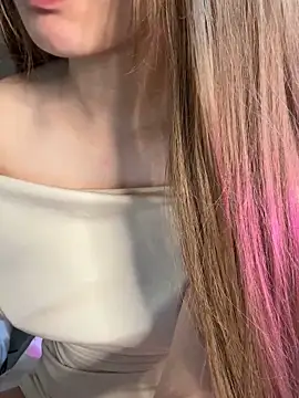 Snapshot of Beyeuuu chatting on 8, 2, 2026 Beyeuuu online show from 8, 2, 2026