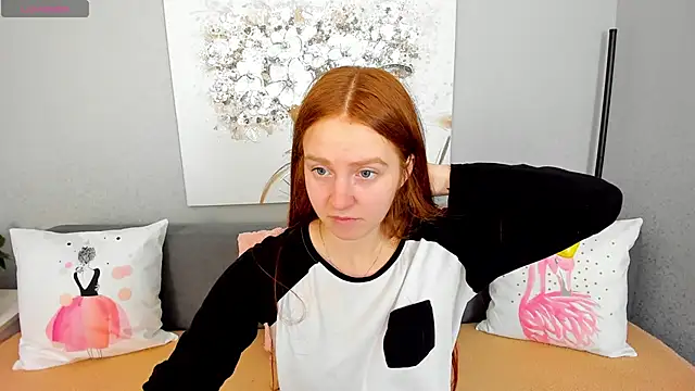 Evarey  online show from 11, 11, 2025