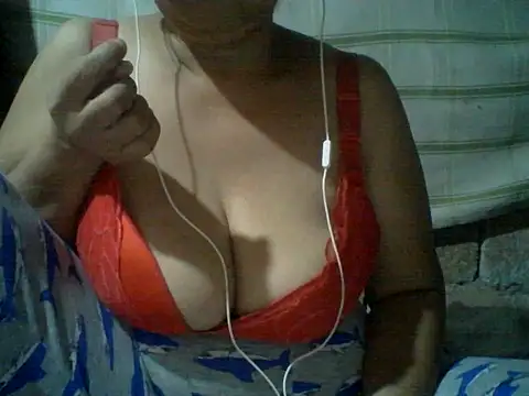 xxxsuckyourdick4u online show from 23, 4, 2026