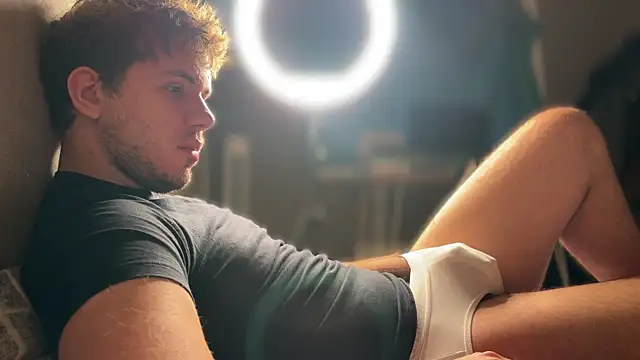 mynameischris online show from 20, 10, 2025